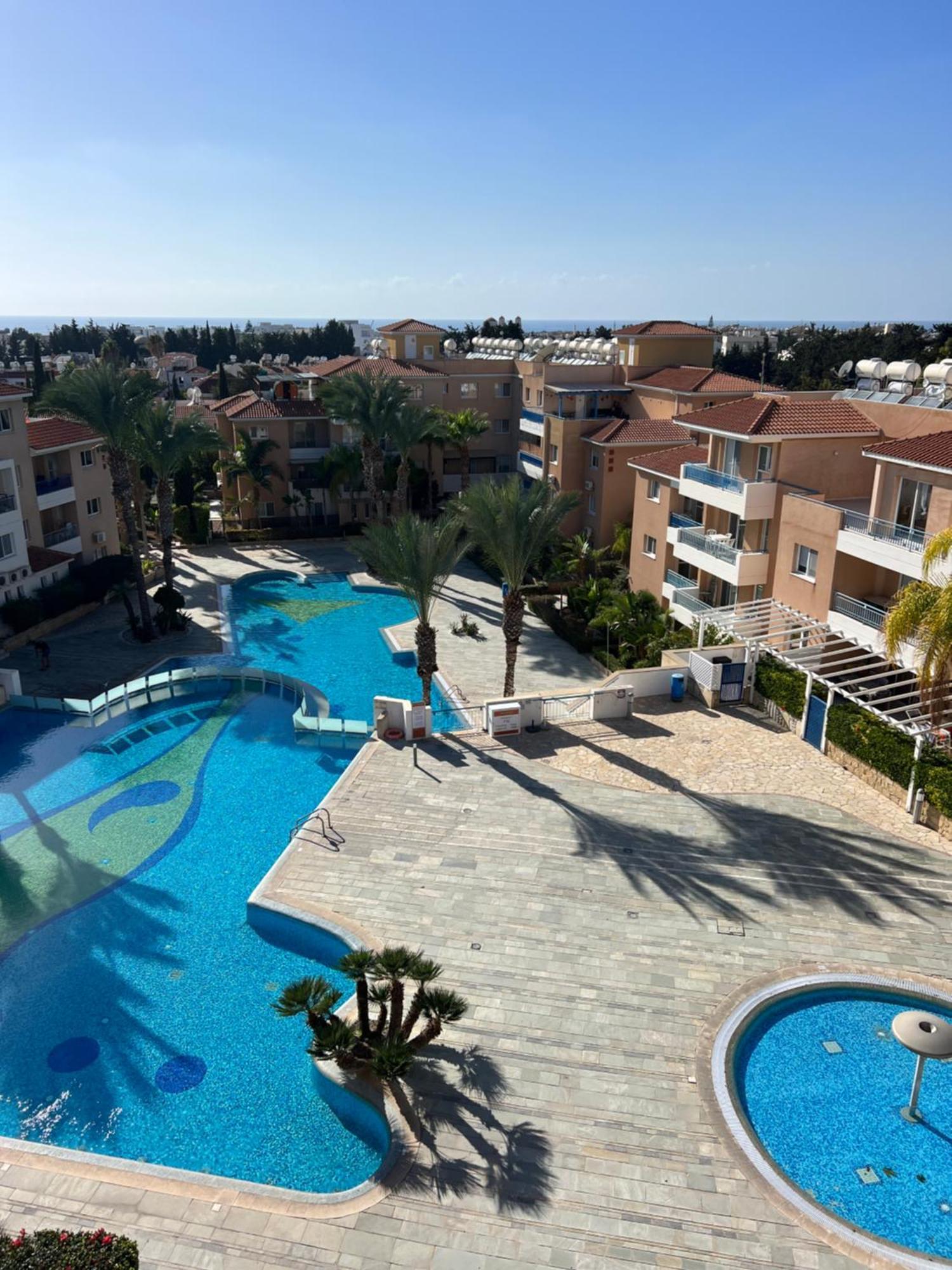 Iris Village Grand Apartment Pafos Exterior foto