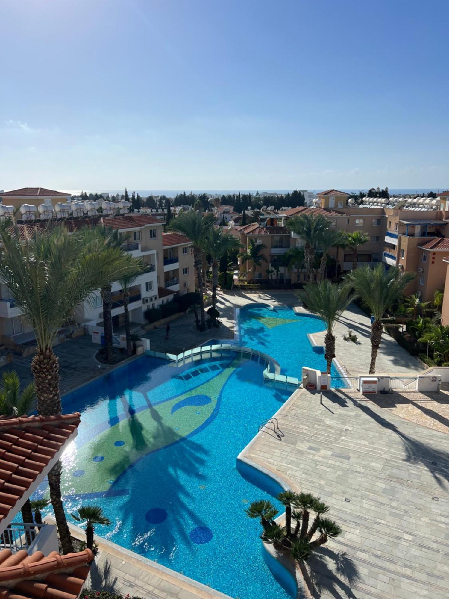Iris Village Grand Apartment Pafos Exterior foto