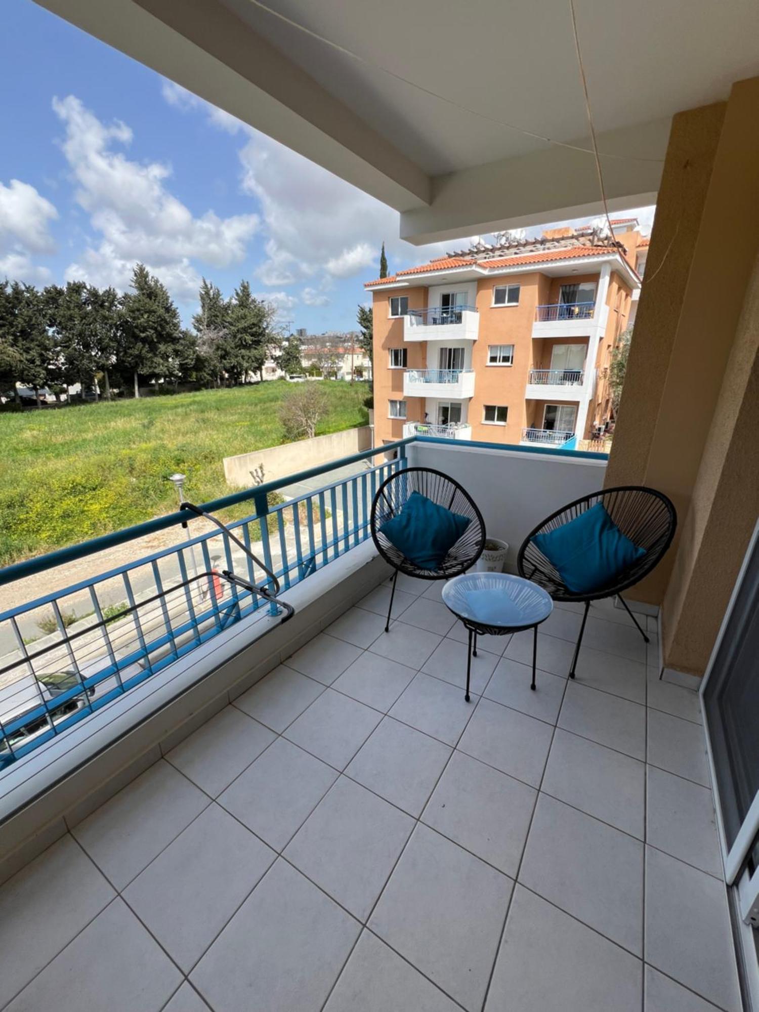 Iris Village Grand Apartment Pafos Exterior foto